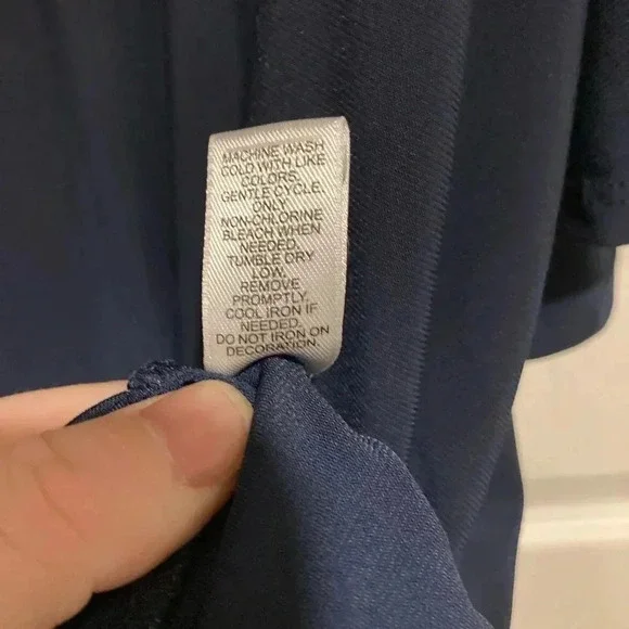 Est. 1946 women’s Blouse top navy Sz. 26/28w - Picture 4 of 8